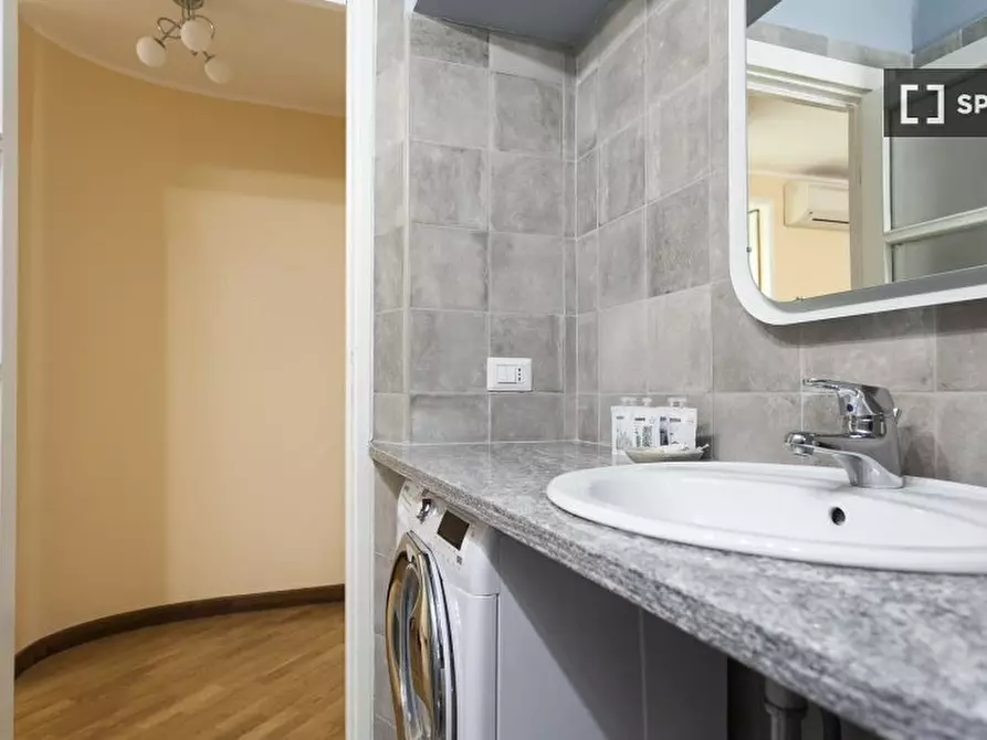 Immagine 15 di Appartamento in affitto  in Via Lazzaro Palazzi a Milano