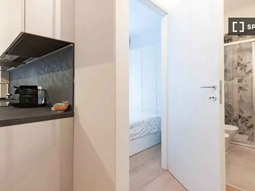 Immagine 10 di Appartamento in affitto  in Viale Pisa a Milano