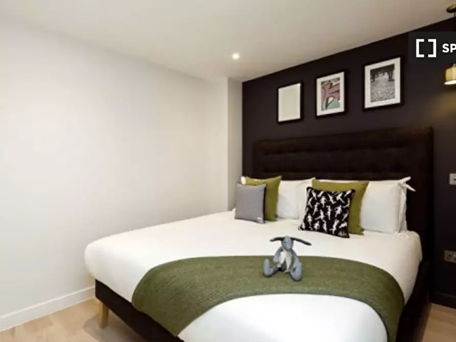 Immagine 10 di Appartamento in affitto  in King's Stables Rd a Old Town