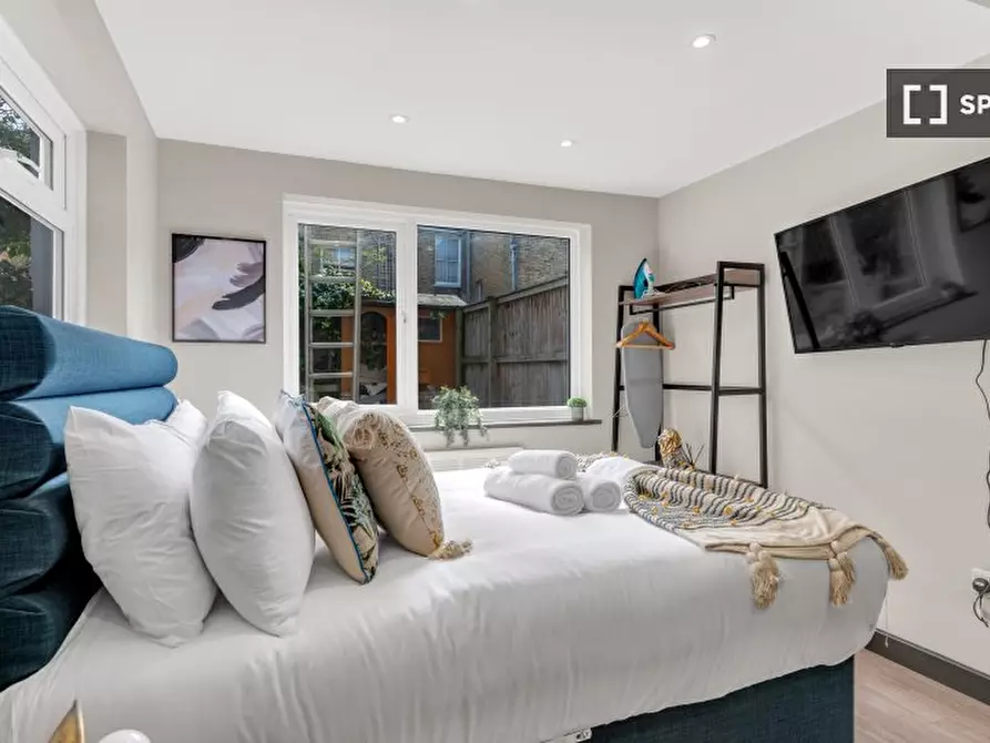 Immagine 5 di Ufficio in affitto  in flat a a Hackney