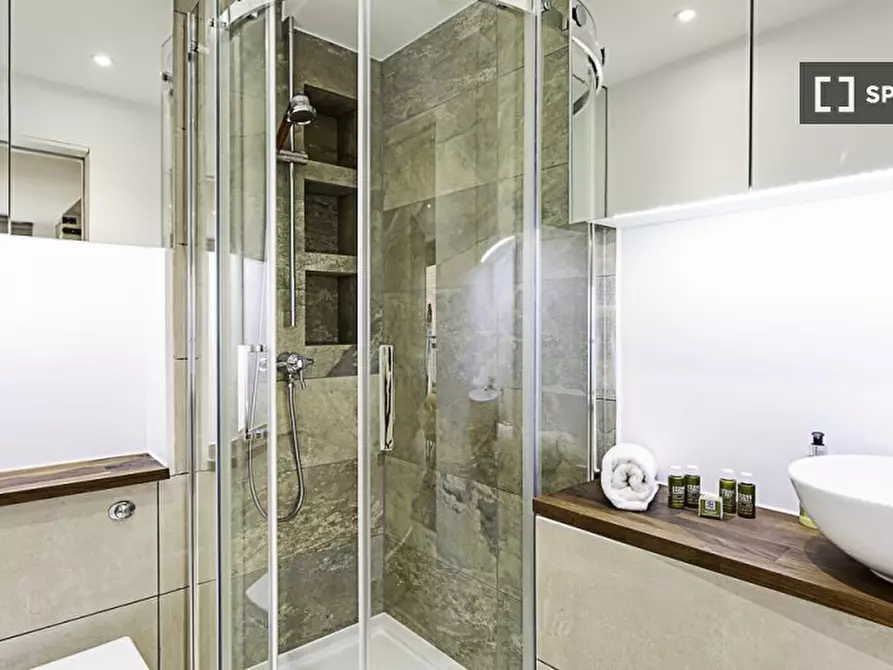 Immagine 4 di Appartamento in affitto  in Tanner Street a Camberwell
