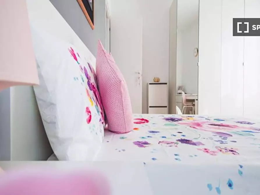 Immagine 4 di Camera condivisa in affitto  in Via Achille Zezon a Milano