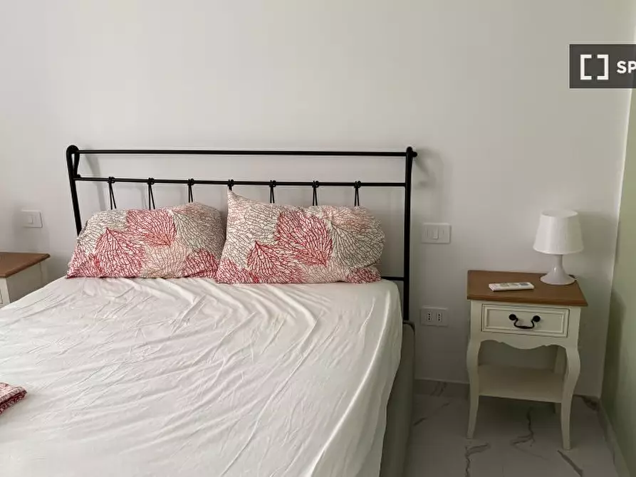 Immagine 9 di Camera condivisa in affitto  in Corso Secondigliano a Napoli