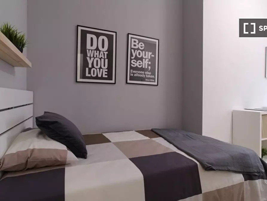 Immagine 3 di Camera condivisa in affitto  in Via XX Settembre a Brescia