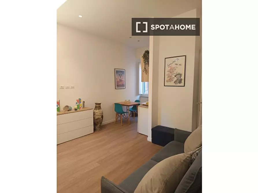 Immagine 6 di Ufficio in affitto  in Via dei Banchi Vecchi a Roma