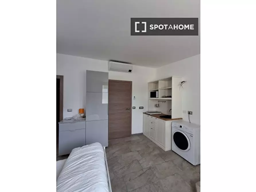 Immagine 5 di Ufficio in affitto  in Via Castellammare a Milano