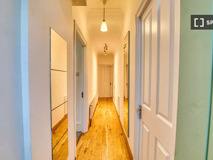 Immagine 15 di Appartamento in affitto  in Spruce Hills Rd a Walthamstow