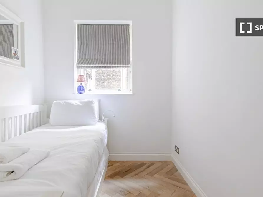 Immagine 4 di Appartamento in affitto  in flat a Camden Town