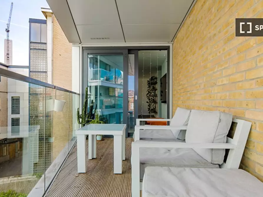 Immagine 14 di Appartamento in affitto  in Broomhill Road a Wandsworth
