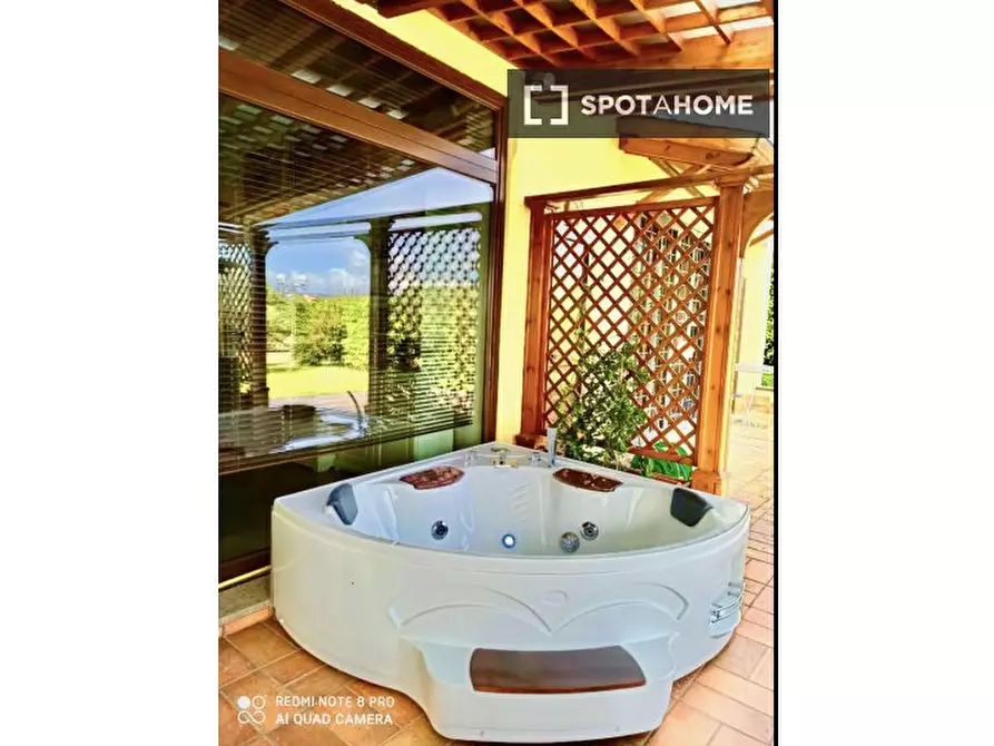 Immagine 11 di Appartamento in affitto  in Via Codette a Roma