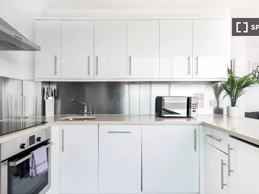 Immagine 8 di Appartamento in affitto  in Nevern Pl a Kensington