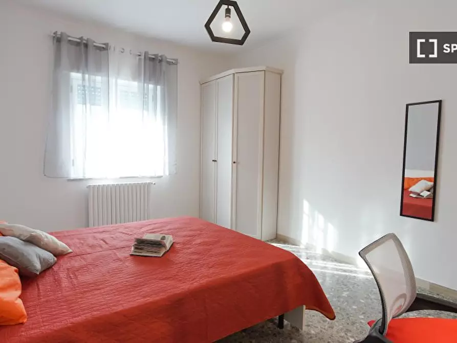 Immagine 4 di Camera condivisa in affitto  in Bognar a Pozzuoli