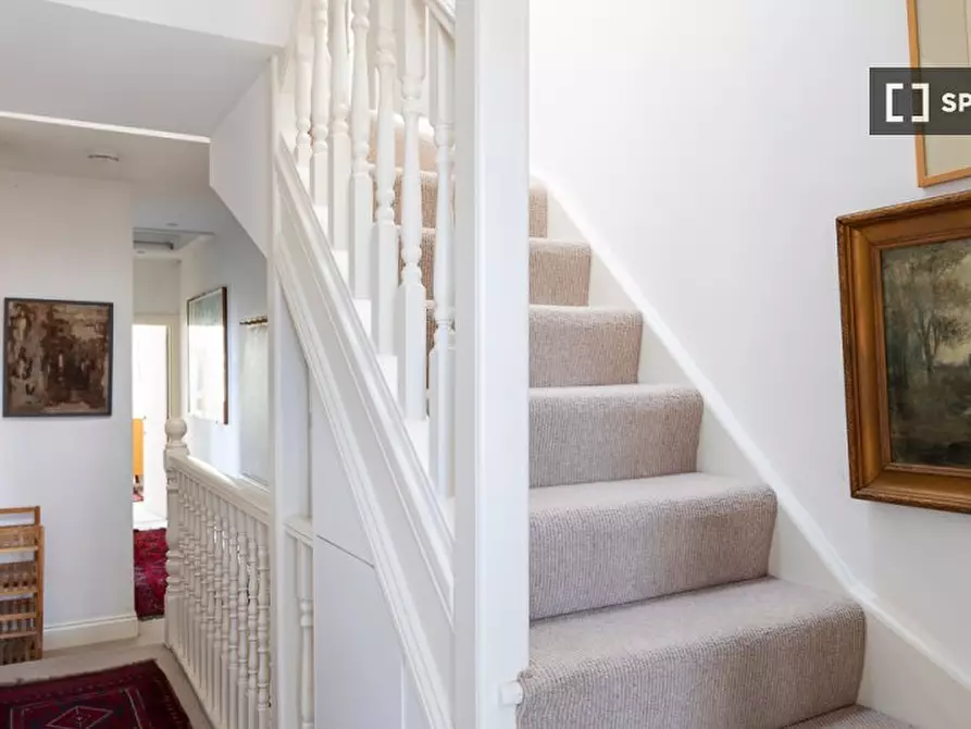 Immagine 5 di Appartamento in affitto  in Balliol Road a Kensington