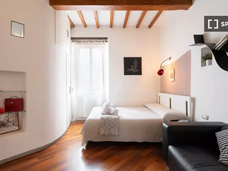 Immagine 12 di Appartamento in affitto  in Vicolo del Barbi a Firenze