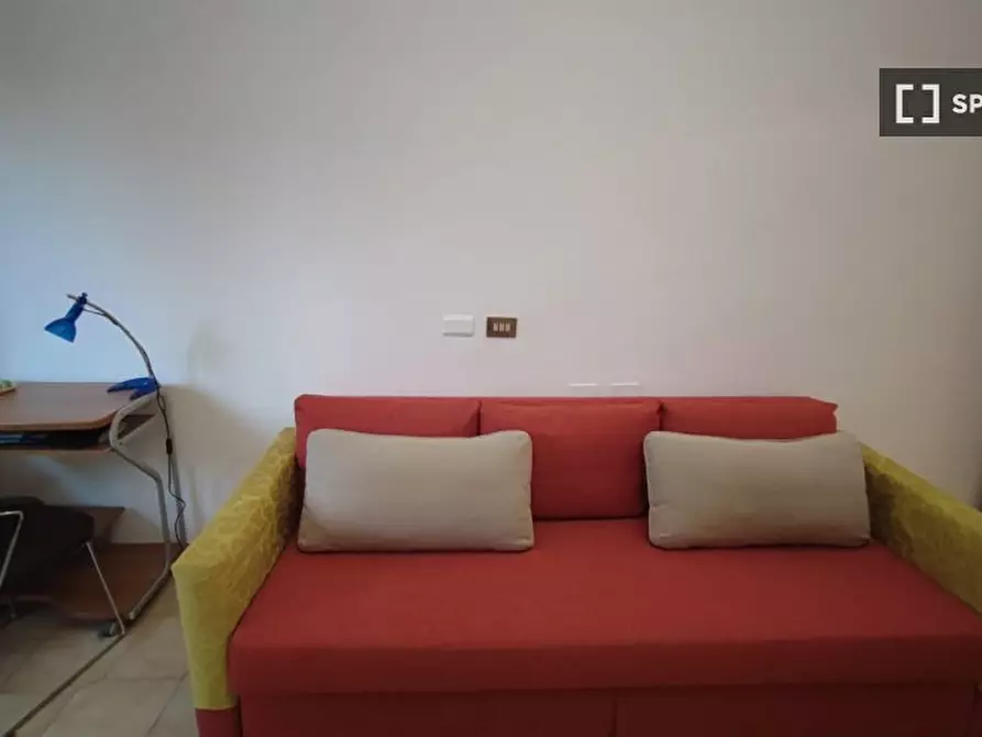 Immagine 7 di Camera condivisa in affitto  in Via Nocera Umbra a Roma