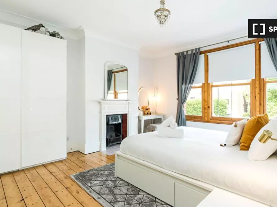 Immagine 9 di Appartamento in affitto  in Benson Rd a Lewisham