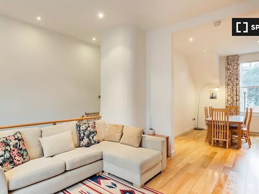 Immagine 7 di Appartamento in affitto  in Freegrove Rd a Islington