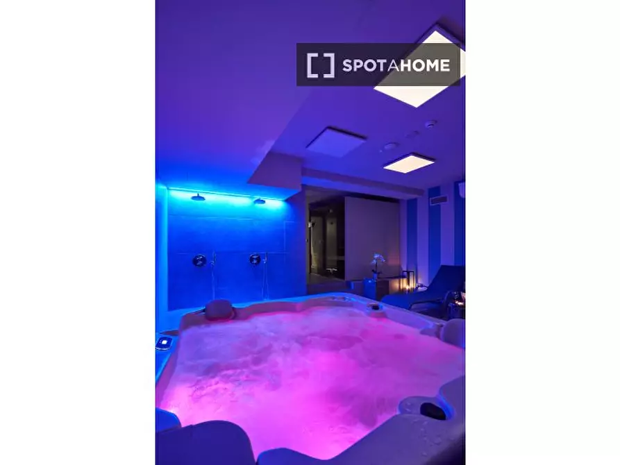 Immagine 5 di Ufficio in affitto  in Piazza Tirana a Milano