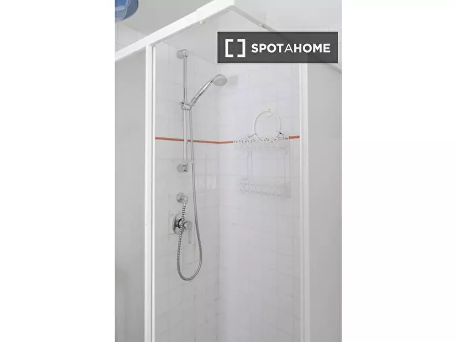 Immagine 4 di Ufficio in affitto  in Via dei Vanni a Firenze