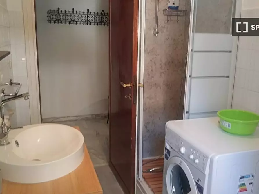 Immagine 3 di Appartamento in affitto  in Via Rocca di Papa a Roma