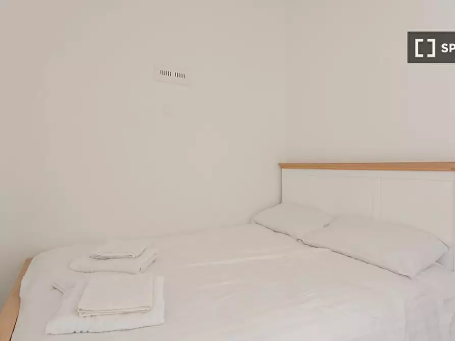 Immagine 13 di Appartamento in affitto  in Howitt Rd a Camden Town