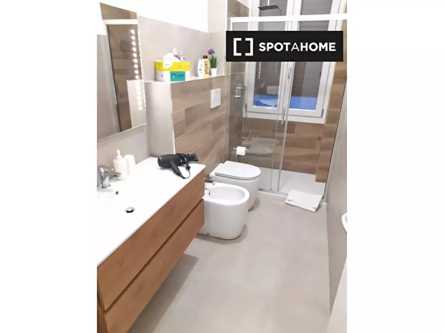 Immagine 3 di Appartamento in affitto  in Via Tavazzano a Milano