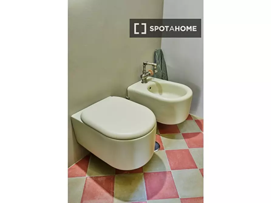 Immagine 12 di Appartamento in affitto  in Via dei Cappellari a Roma