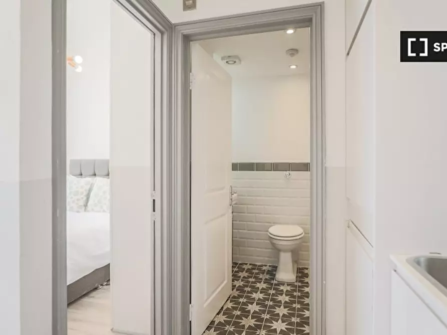 Immagine 12 di Appartamento in affitto  in Nevern Rd a Kensington