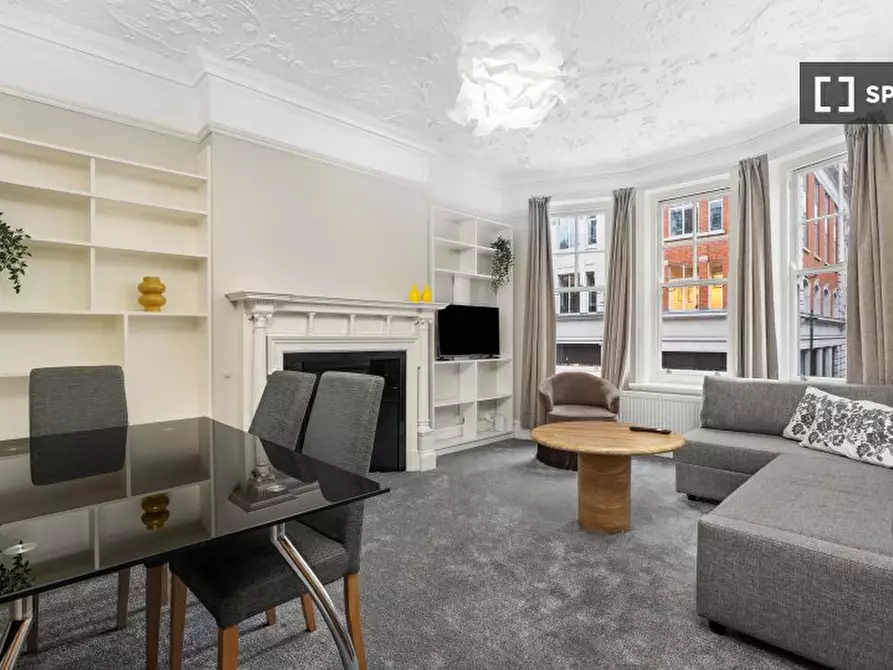 Immagine 10 di Appartamento in affitto  in Great Portland Street a Paddington