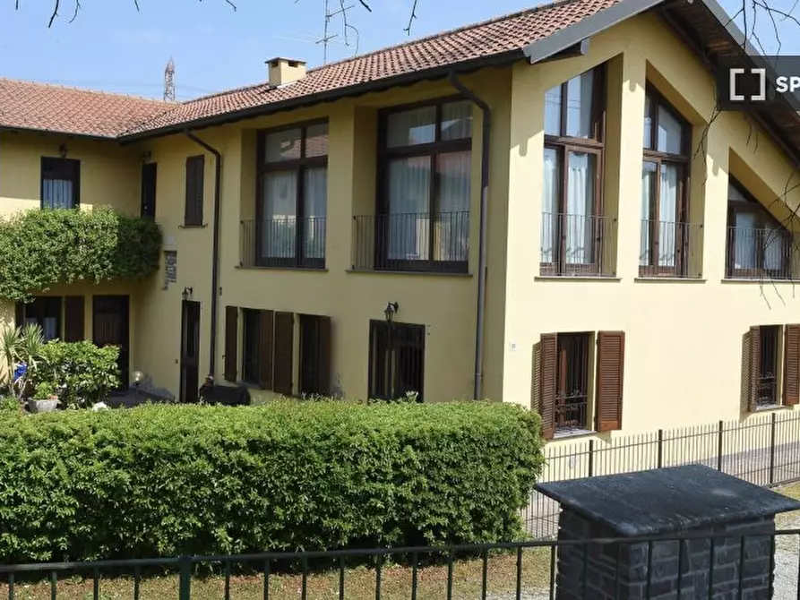 Immagine 9 di Ufficio in affitto  in Strada Alzaia Naviglio Grande a Arconate