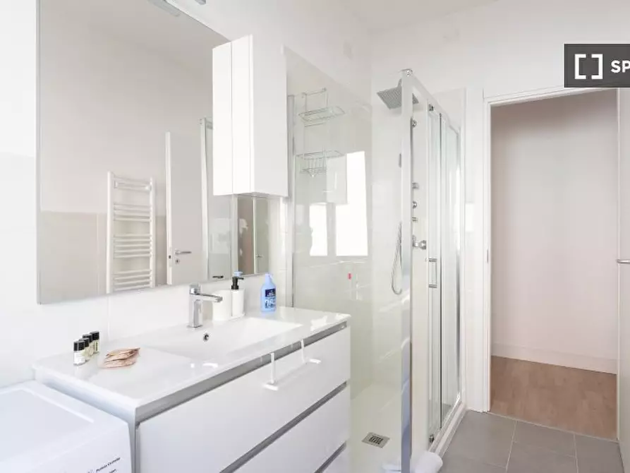 Immagine 4 di Appartamento in affitto  in Via Ampio Flaviano a Roma