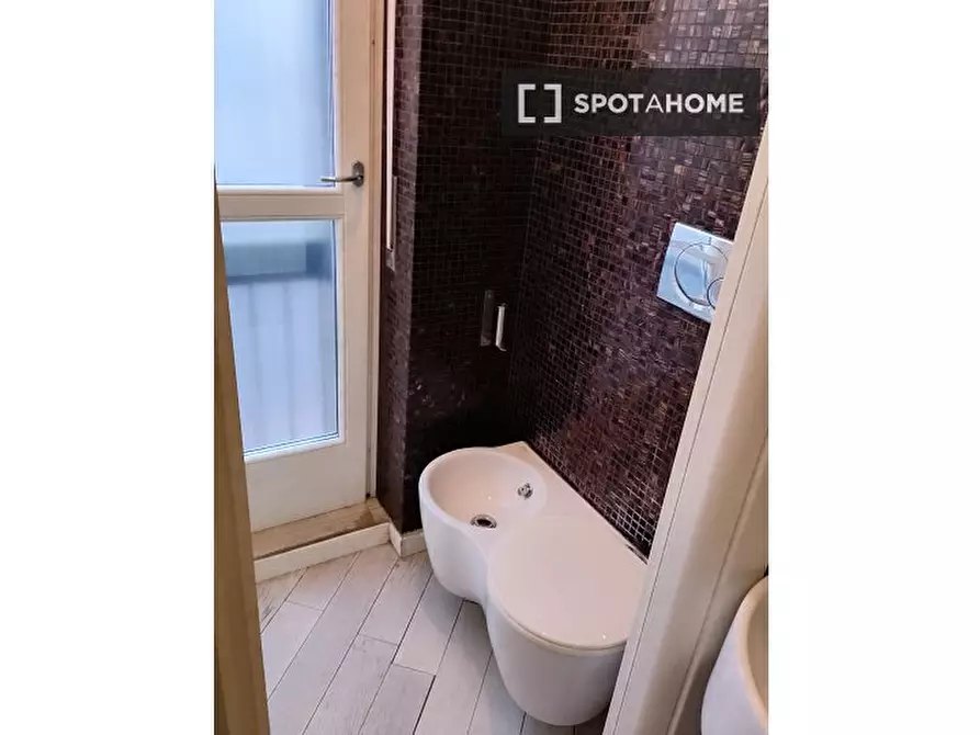 Immagine 11 di Ufficio in affitto  in Via Copernico a Milano