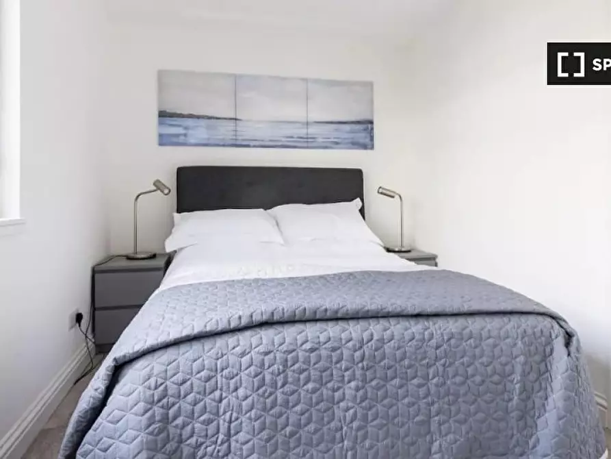 Immagine 9 di Appartamento in affitto  in Great Western Rd a Kensington
