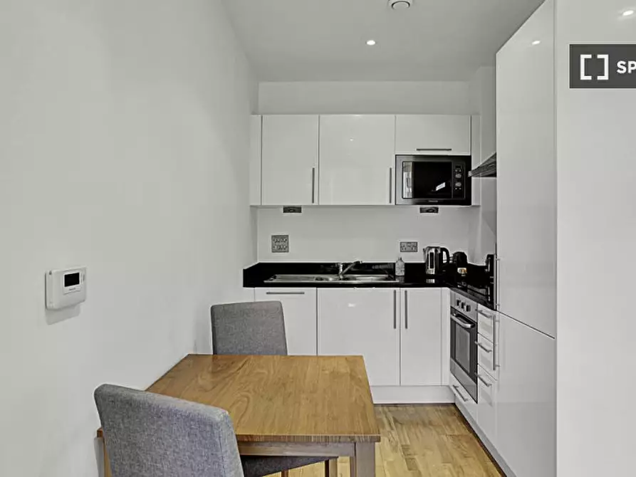 Immagine 9 di Appartamento in affitto  in Denison House a Poplar