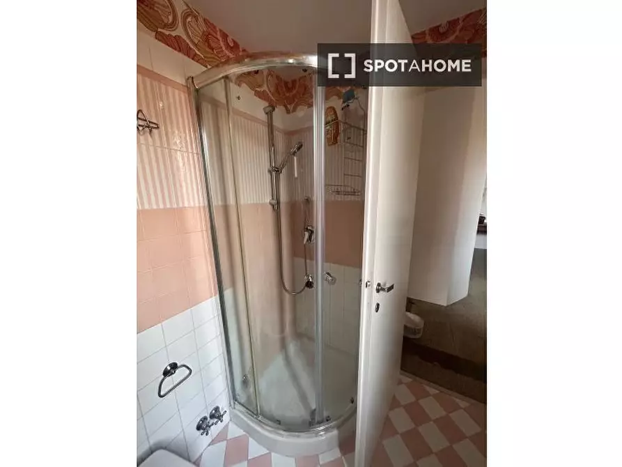 Immagine 19 di Appartamento in affitto  in Via degli Ausoni a Roma