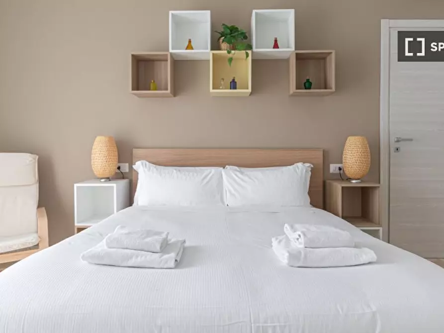 Immagine 10 di Appartamento in affitto  in Via Felice Venosta a Milano