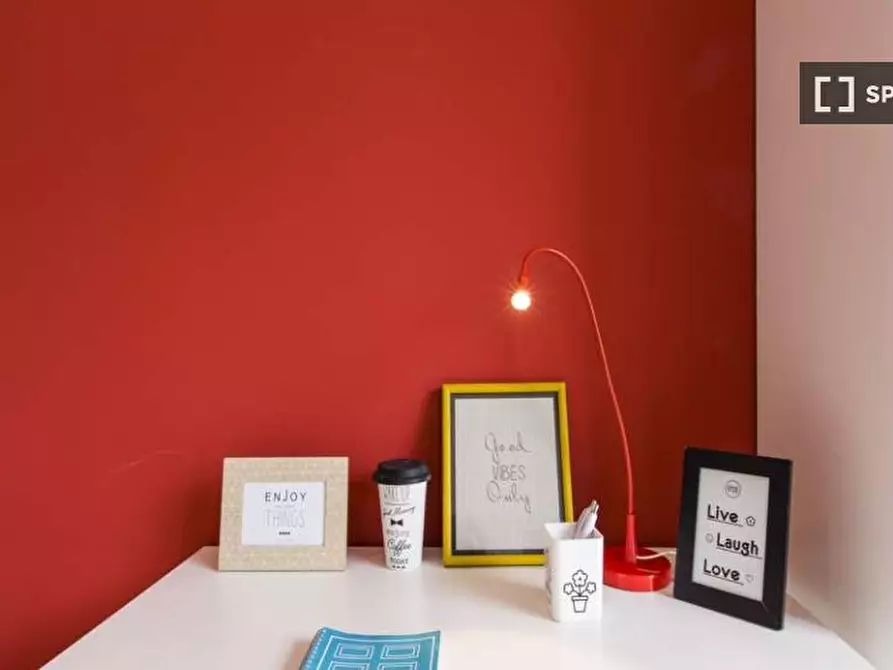 Immagine 7 di Camera condivisa in affitto  in Via Caproni a Milano