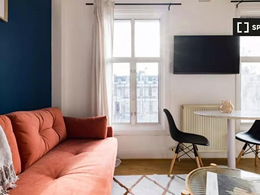 Immagine 4 di Appartamento in affitto  in Goldhawk Rd a Hammersmith