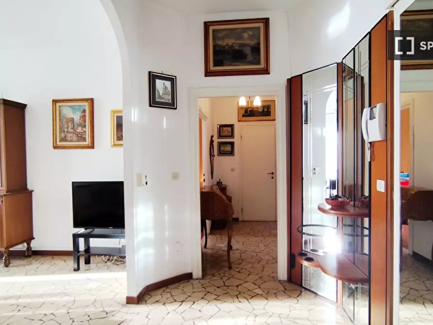 Immagine 2 di Appartamento in affitto  in Via Passo Rolle a Milano