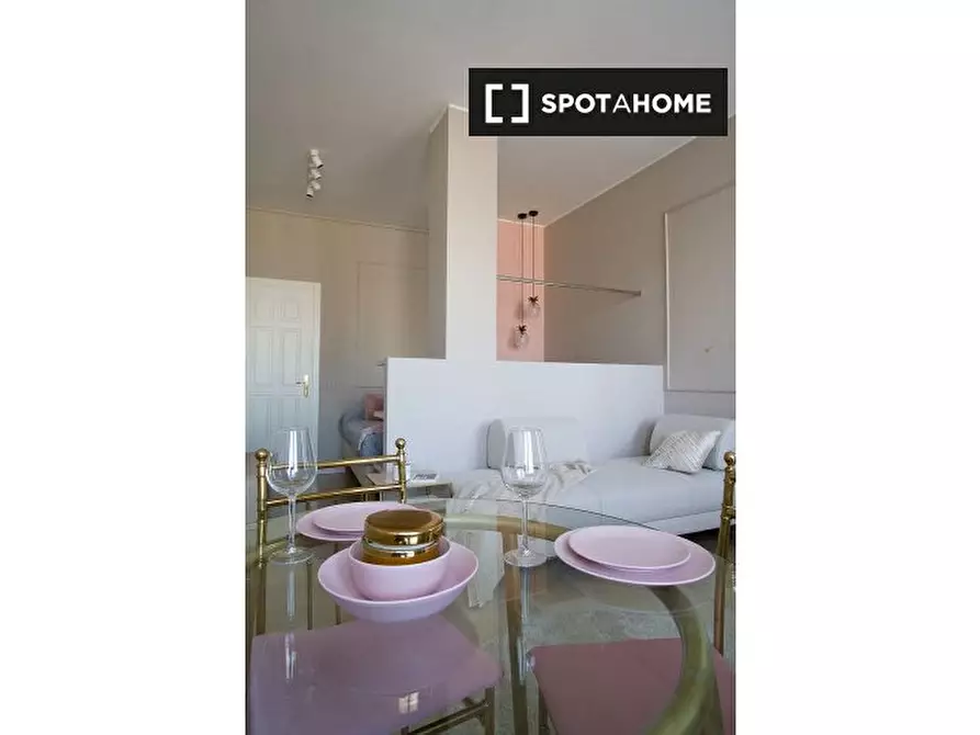 Immagine 11 di Ufficio in affitto  in Via dei Piatti a Milano