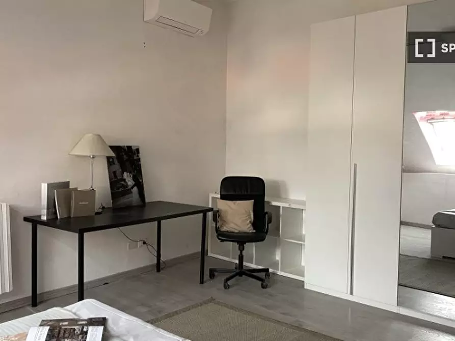 Immagine 18 di Camera condivisa in affitto  in Giovanni Maria a Milano