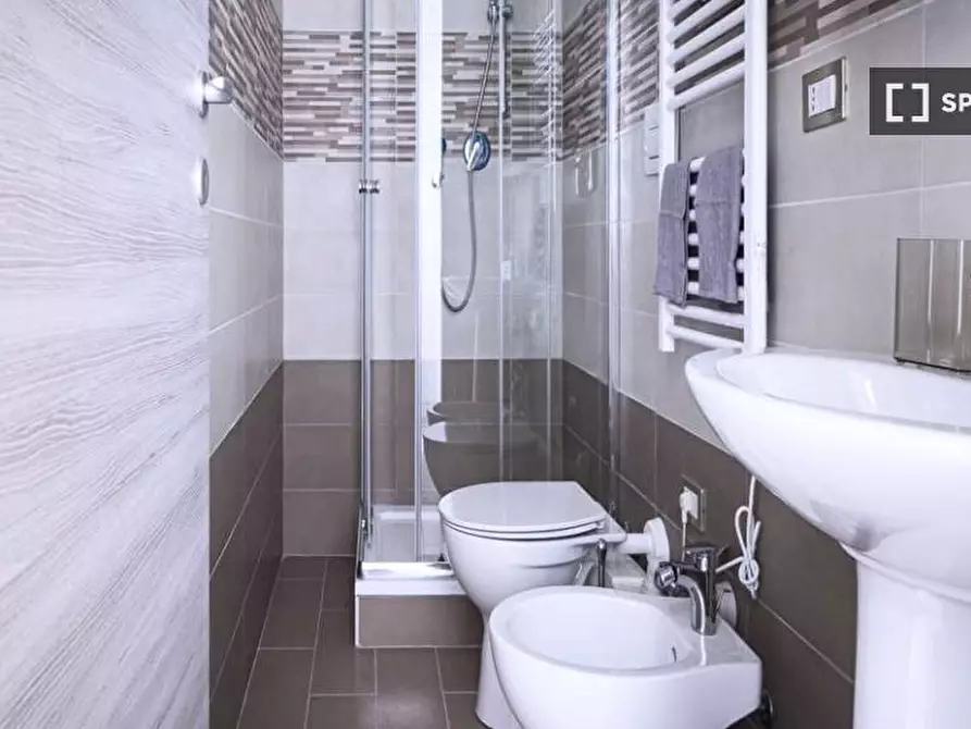 Immagine 19 di Camera condivisa in affitto  in Via Ippodromo a Milano