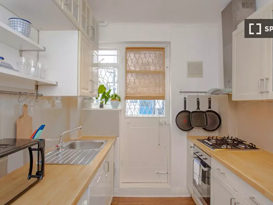 Immagine 4 di Appartamento in affitto  in Hatherley Grove a Paddington