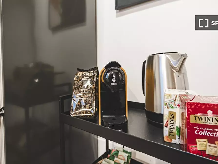 Immagine 6 di Appartamento in affitto  in Via del Colosseo a Roma