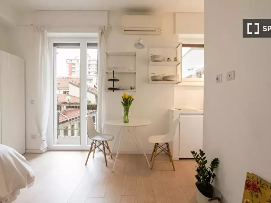 Immagine 4 di Ufficio in affitto  in Viale Piceno a Milano