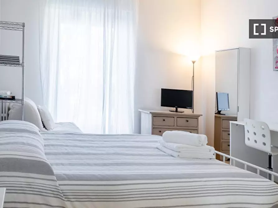 Immagine 17 di Appartamento in affitto  in Piazza Melozzo da Forlì a Milano