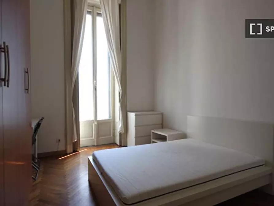 Immagine 1 di Camera condivisa in affitto  in Piazza XXIV Maggio a Milano