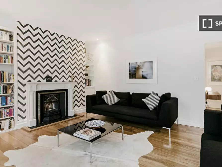 Immagine 2 di Appartamento in affitto  in Beaufort Mansions a Kensington