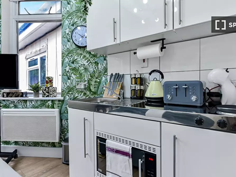 Immagine 17 di Ufficio in affitto  in flat a Hackney