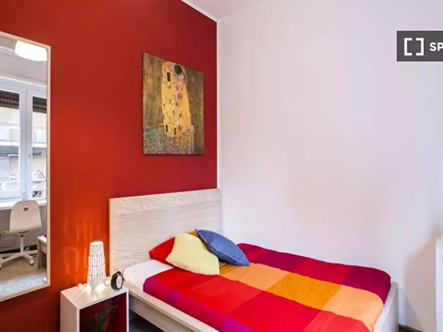 Immagine 16 di Camera condivisa in affitto  in Viale Carlo Espinasse a Milano